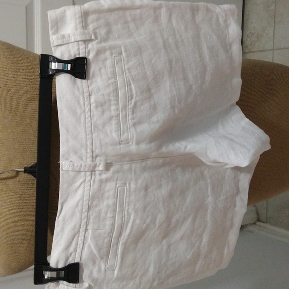 Lilly Pulitzer The Calla White Linen Resort Shorts - Picture 4 of 9